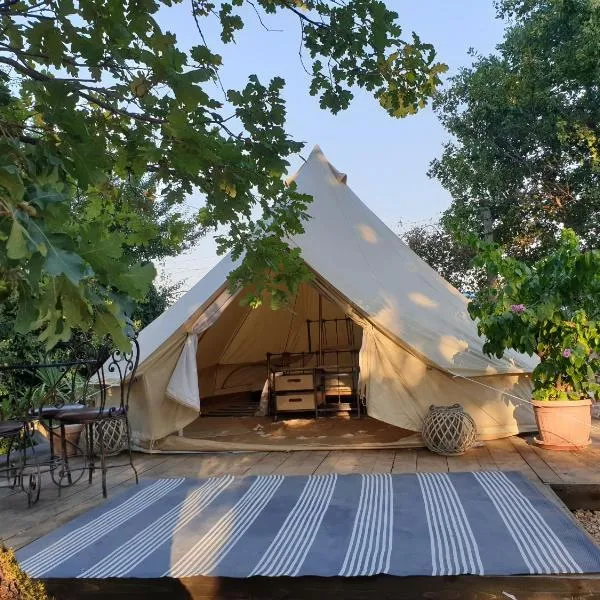 Rock Oak Camping 2, hotel u Imotskom