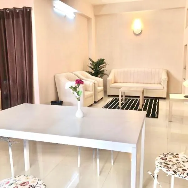 TheReefApartment, hotel di Hyderabad