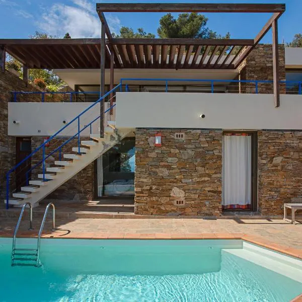 Maison Gaou Bénat Piscine Vue mer, ξενοδοχείο σε Bormes-les-Mimosas