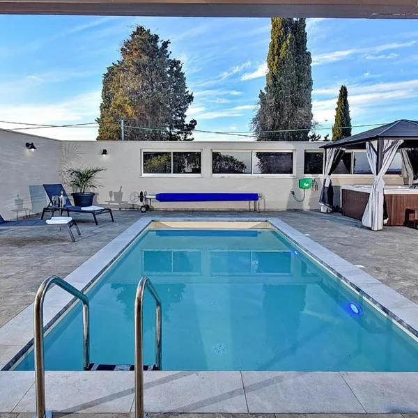 סוויטת שרדונה, hôtel à ‘Ein Ya‘aqov