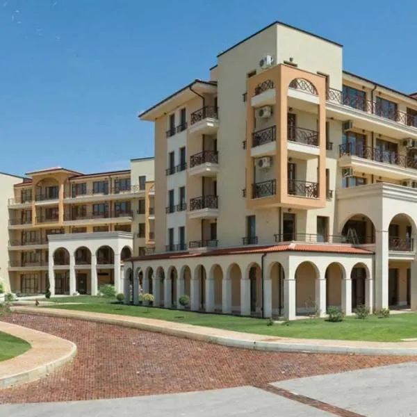 Lighthouse Golf Resort & Spa Apartments, hotel v destinaci Balchik