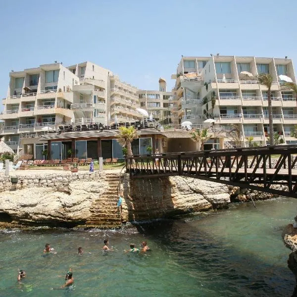 Castel Mare Beach Hotel & Resort, Hotel in Byblos