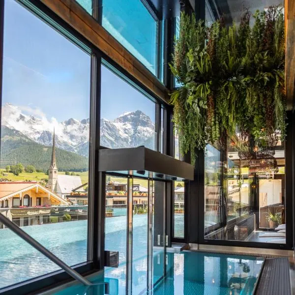 Hotel Lohningerhof, hotel in Maria Alm am Steinernen Meer