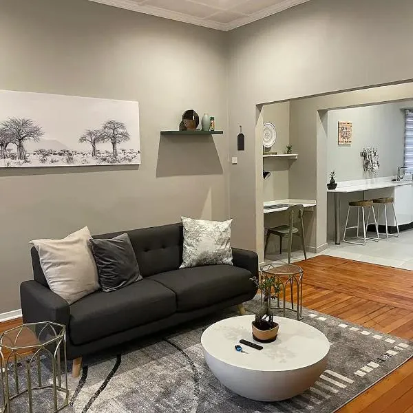 Modern Apartment - 2081, hotel in Bulawayo