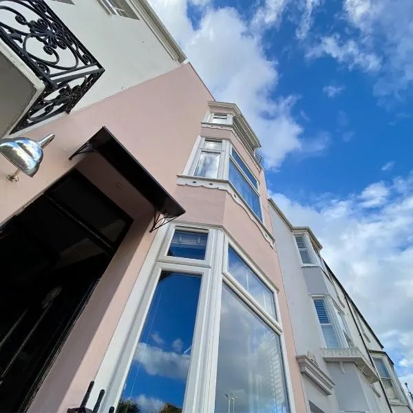 27 Brighton Guesthouse, hotel v destinaci Brighton & Hove