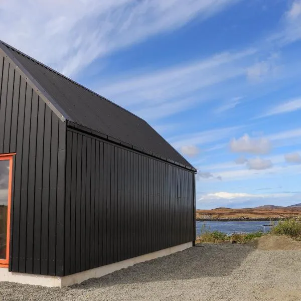 North Light Studio, hotel in Carinish