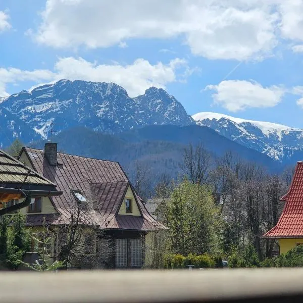 Giewont View Apartamenty z widokiem - Butikowe & Sauna - Grunwaldzka Krupówki Centrum Zakopane by RentiloPL, hotel di Zakopane
