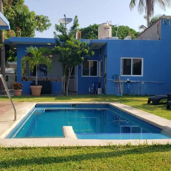 VIP Trailer Park and Bungalows., hotel di Barra de Navidad