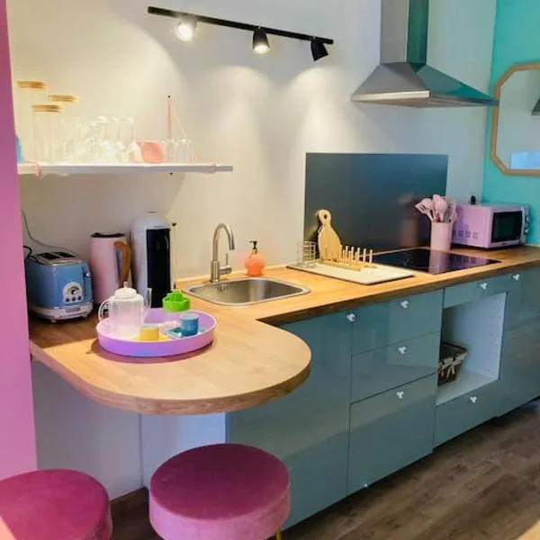 Barbapappart - Un studio coloré dans le centre de Rouen, hotel in Rouen
