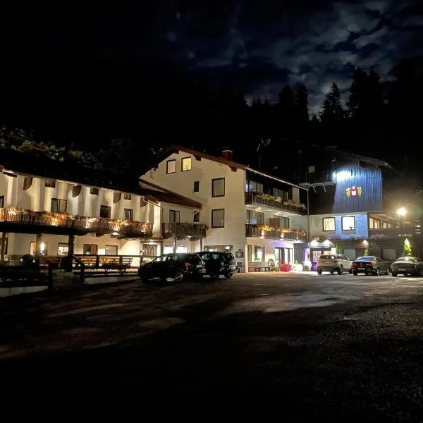 Hotel Gundl Alm, hotel in Schliersee