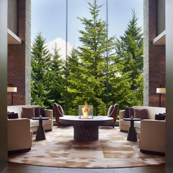 Higashiyama Niseko Village, a Ritz-Carlton Reserve, hotel in Niseko