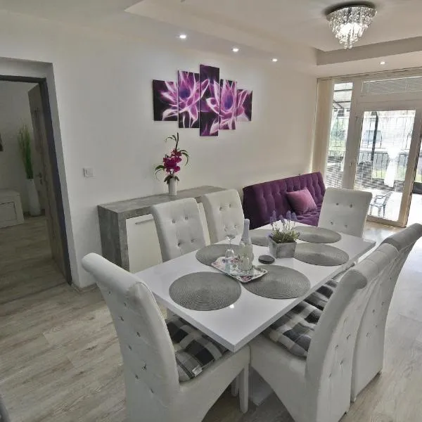 Apartman Zemplinska Širava Timea, hotel u gradu Kaluža