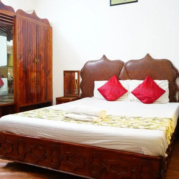Hotel Magnolia Mallroad Manali, hotel v destinaci Manāli