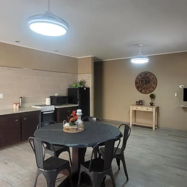 Attalia, Hotel in Santiago del Estero