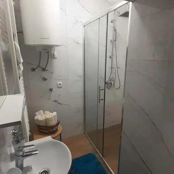 Dvije lipe, hotel in Moravice