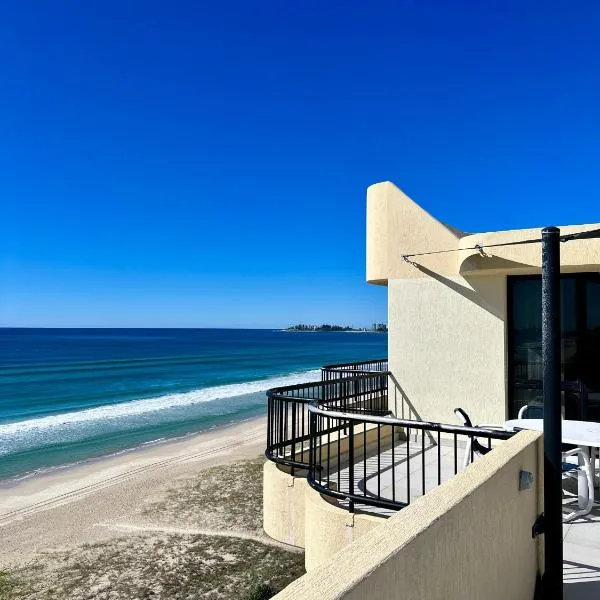 Two Bedroom Ocean View Penthouse at Pelican Sands, hôtel à Gold Coast