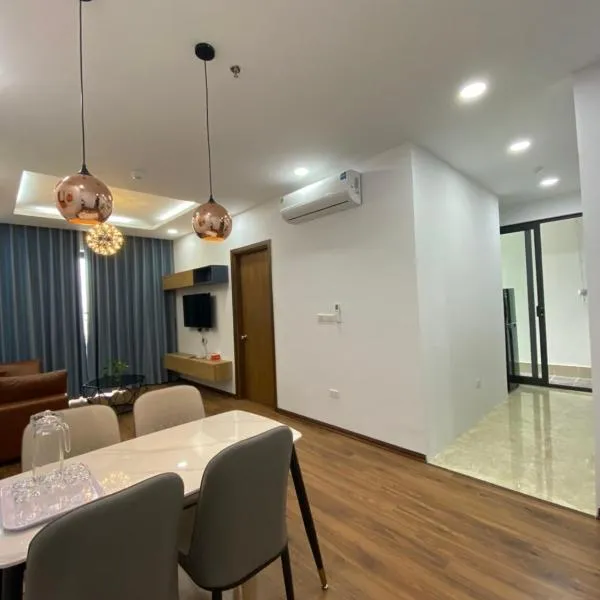Asahi Luxstay - GreenPearl BắcNinh Serviced Apartment、Hòa Ðìnhのホテル