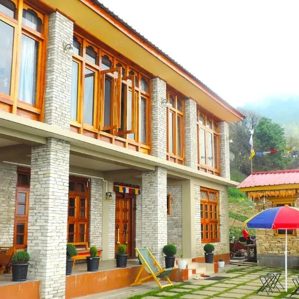 Kharjap Homestay, hotel v destinaci Dirang Dzong