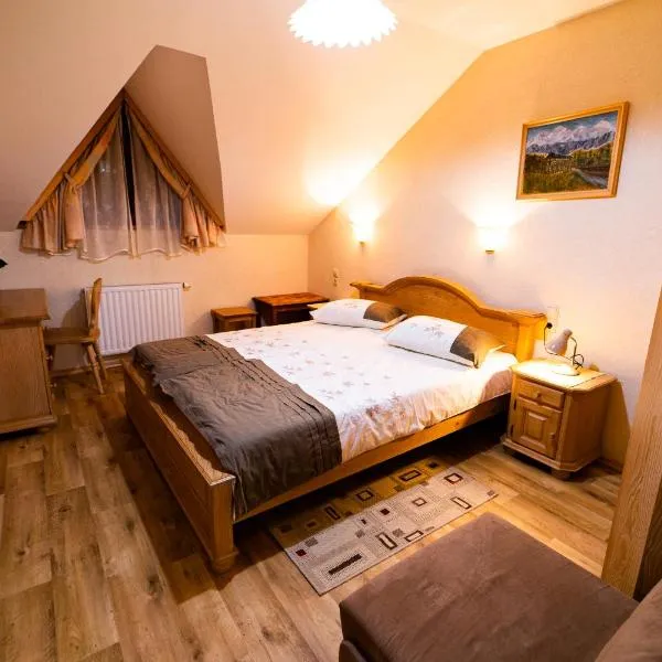 Guesthouse Močivnik, Hotel in Okroglice