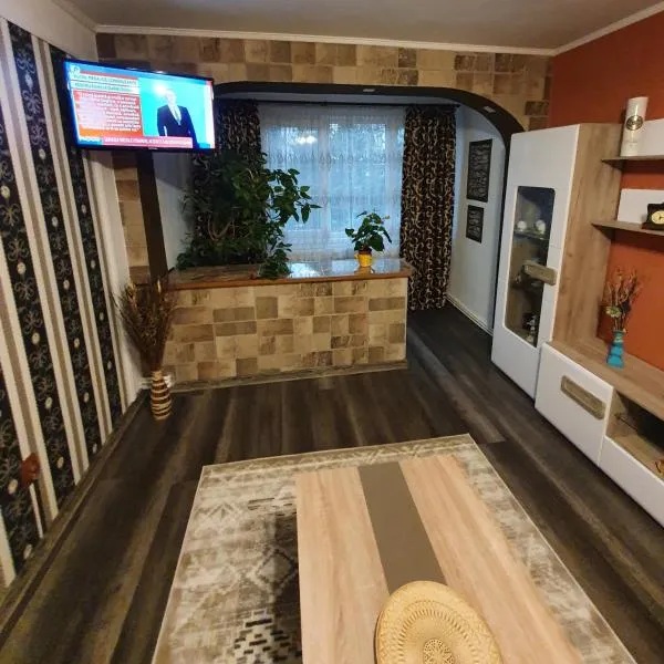 Casa & Julieta、Tecuciのホテル