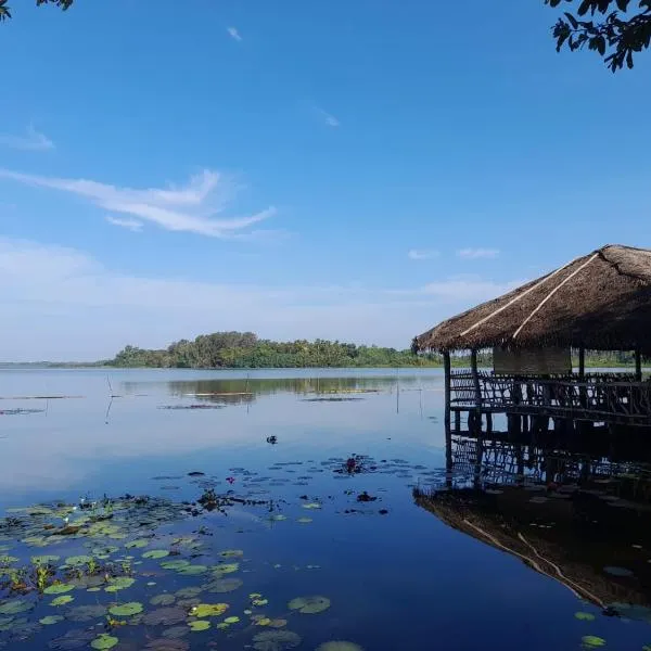 Lake Resort Bolgoda, hotel in Wadduwa