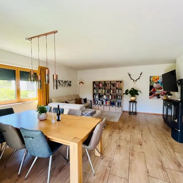 Reizender Bungalow - mit 120qm - in ruhiger Lage, hotel in Hermagor