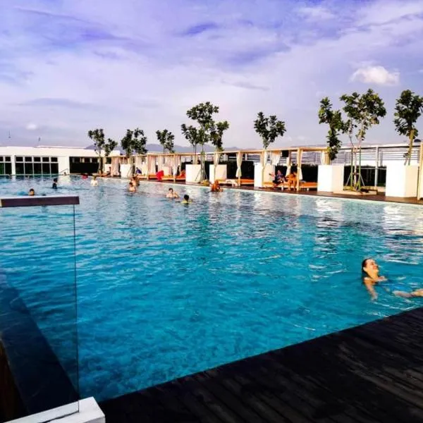 Blue Sky Apartment at Sutera Avenue 5-6 PAX, Hotel in Kota Kinabalu