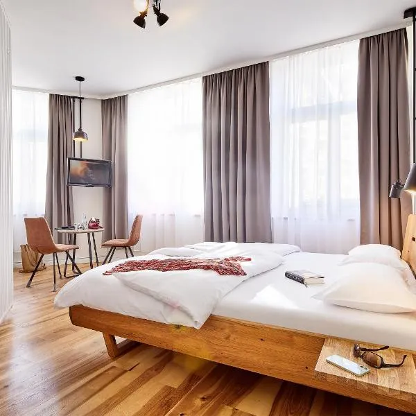Hotel am Chlodwigplatz, hotel v Kolíně