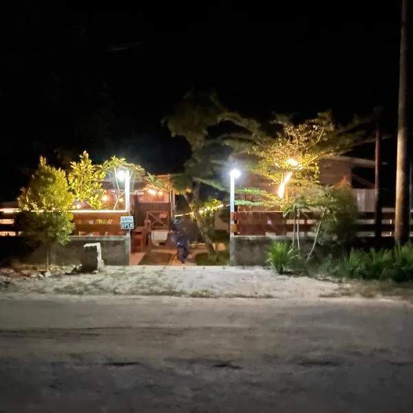 Atlante Hostel, Hotel in Karimunjawa-Inseln