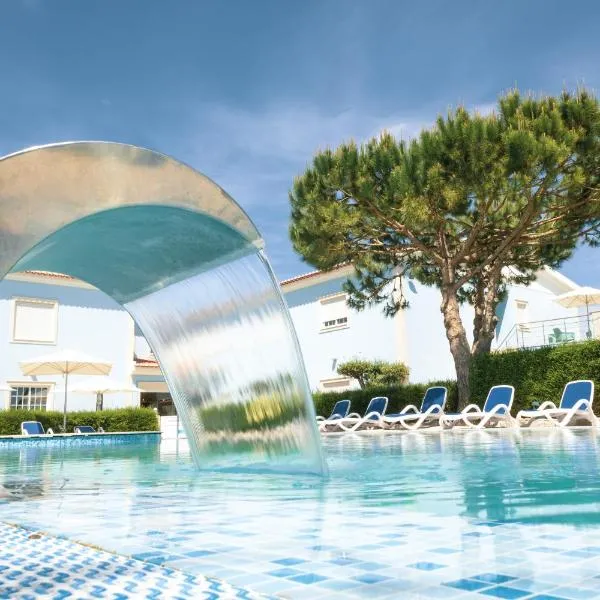 Hotel Neptuno, хотел в Пениш