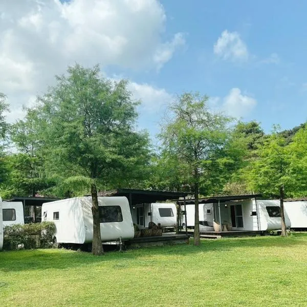 天ㄟ露營車, hotel v destinaci Dongshan