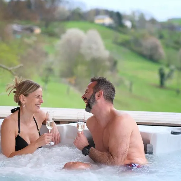 Wohlfühloase am Trausdorfberg mit Sauna, Whirlpool und Panorama, hotel v destinaci Sankt Marein bei Graz