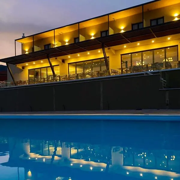 AKROTHEA suites & lounge, hotel v destinaci Tripoli