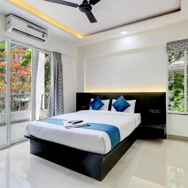 StayBird - Silver Oak, An Apartment Hotel, Kharadi, hotel in Pune