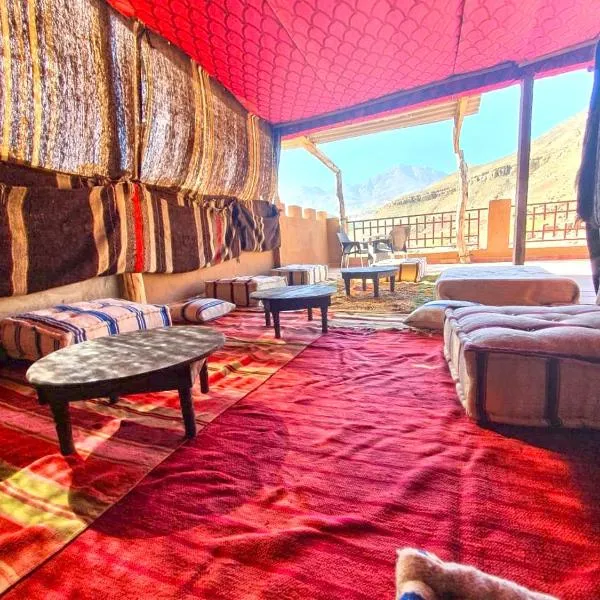 La Perle d'adassil, hôtel à Irhermane