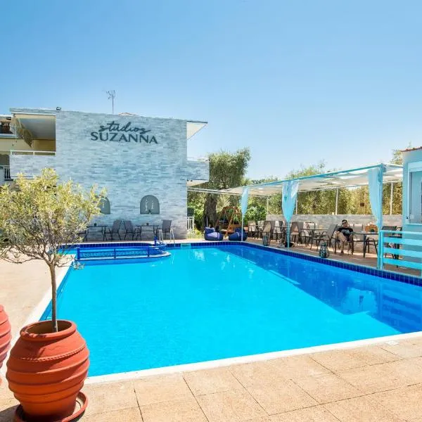 Studios Suzanna, hotel in Potos