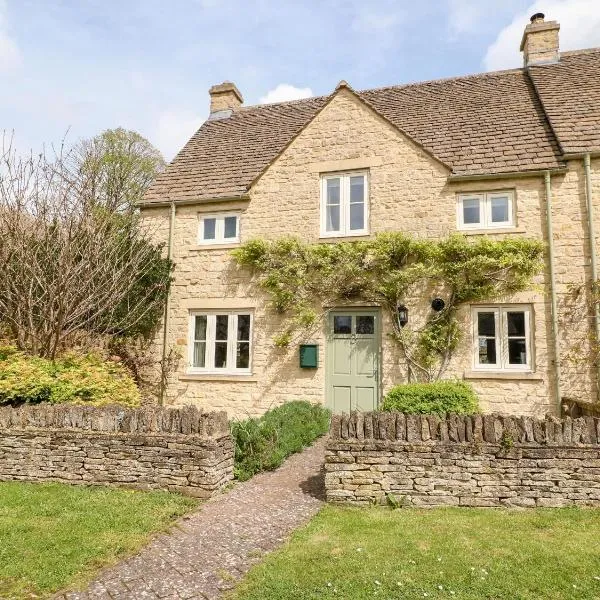 3 Painters Field, hotel in Cirencester