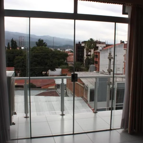 Moderno Departamento Céntrico c/ Wifi Empresarial, hotel in Tarija