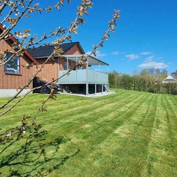Family-friendly house close to Aarhus, hotell sihtkohas Galten