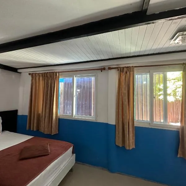 PhiPhi Film House, hotel in Phi Phi Islands