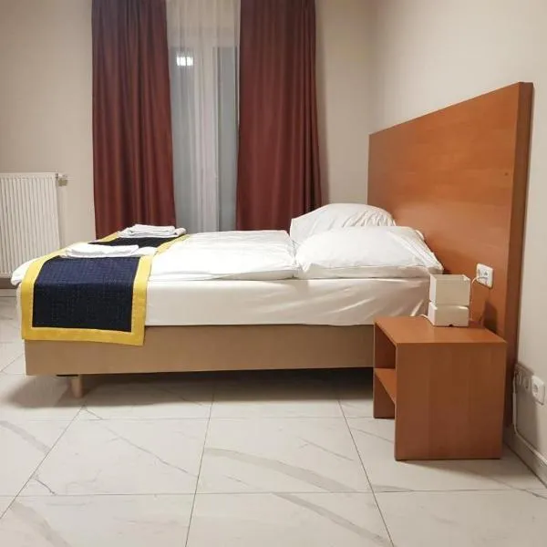 Hotel Emiliana am Bahnhof, hotel a Francoforte sul Meno