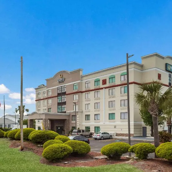 Quality Inn & Suites, hotel v destinaci Myrtle Beach