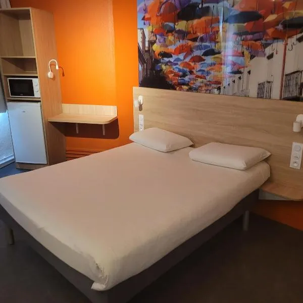 KYRIAD DIRECT LYON NORD - Dardilly, hotel in Dardilly