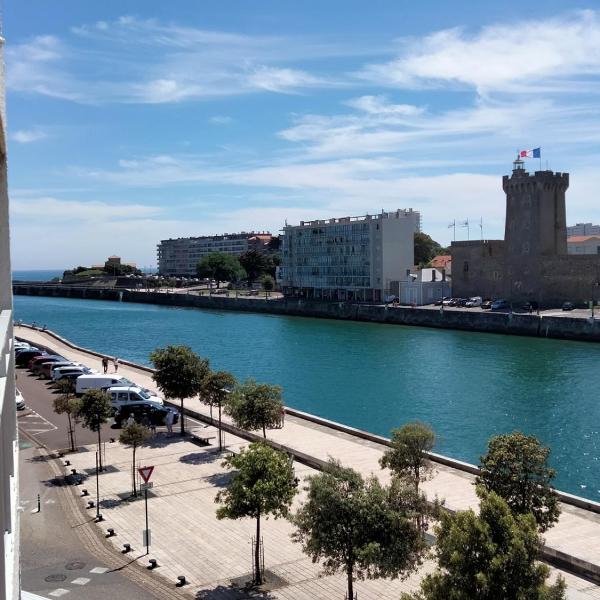 Vue sur Chenal du Vendée Globe, Plage à 100m, Bel Appartement T2 Tout Équipé - FR-1-331-77