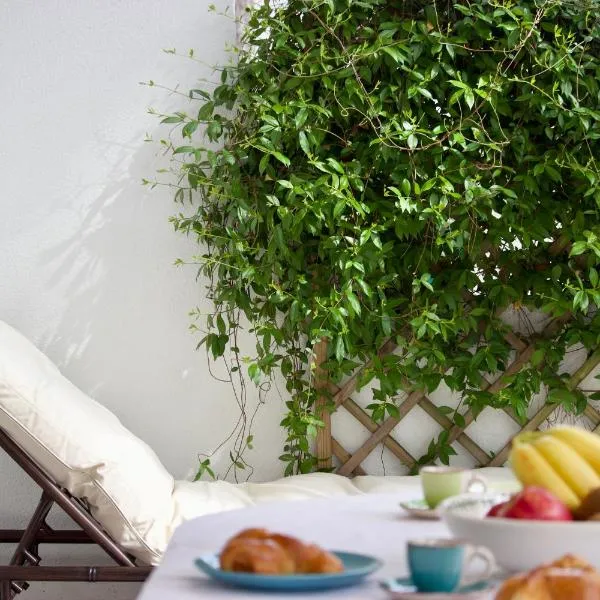 Villa Antonietta 1, giardino privato, mare e pineta, hotel a Bibione