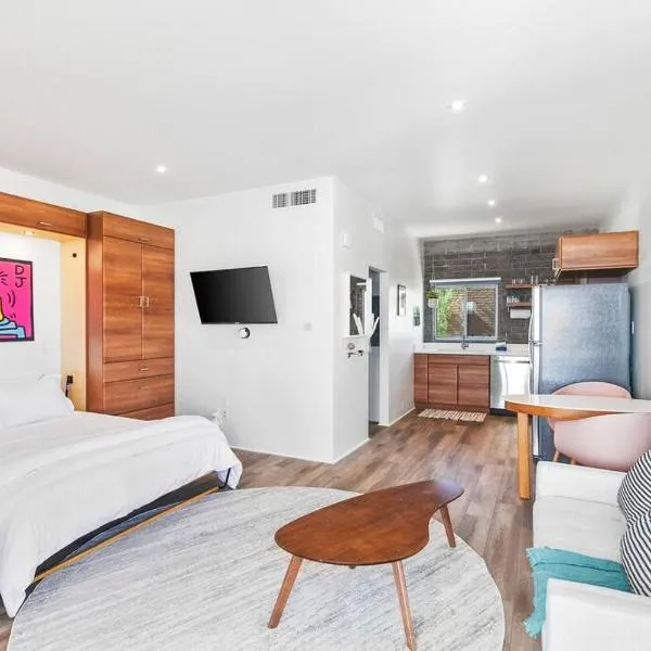 DTPH Modern Designer Studio - Pool & Parking -, khách sạn ở Phoenix