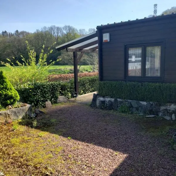 Chalet 176, Durbuy PROMO, hotel in Durbuy