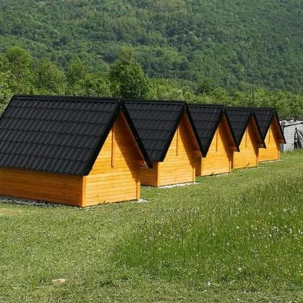 Camp Maglic, hotel v destinaci Tjentište