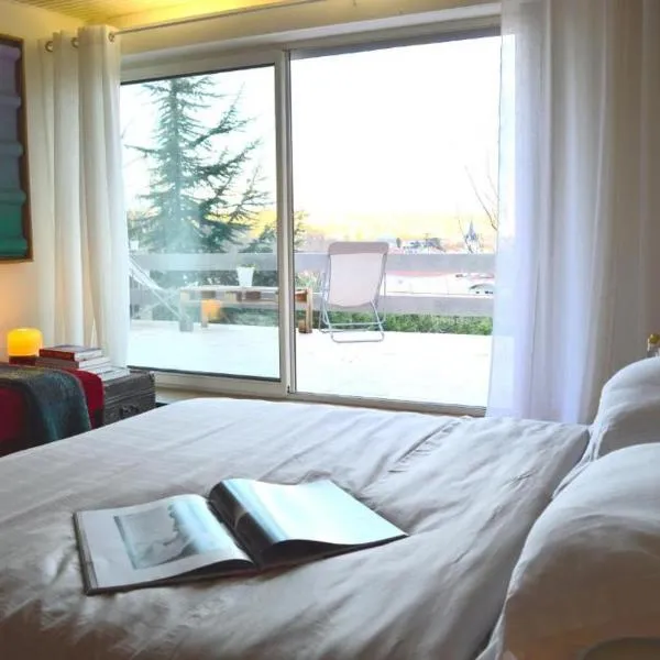 Casa mARTa : Suites, terrasses et vue panoramique, hotel v destinaci Tournon-sur-Rhône