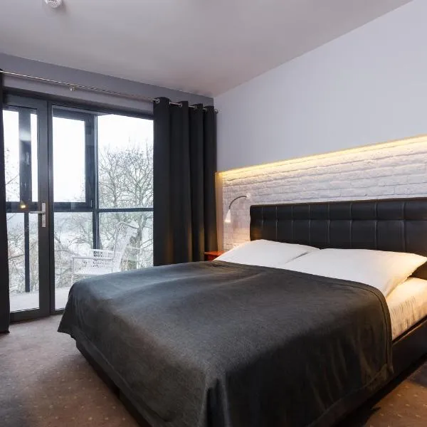 Hotel Czarna Róża, hotel v destinaci Toruň